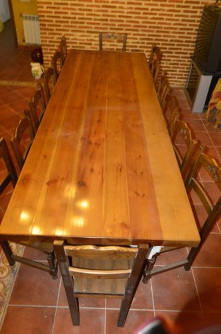 Tavolo da pranzo in legno