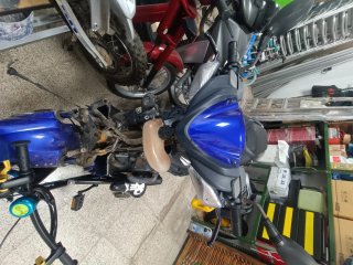 Yamaha Aerox 50 Scooter Automático falta radiador