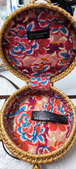 Bolso redondo de mimbre