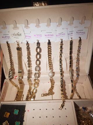 Pulseras Inoxidables Bañadas en Oro