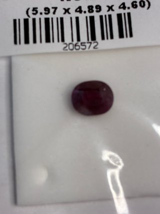 Rubí Natural Mozambique 1.20 Ct Oval AIG