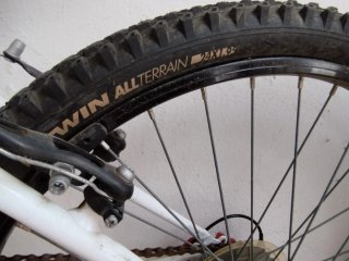 Bicicleta Butwin 24"Blanca Decathlon