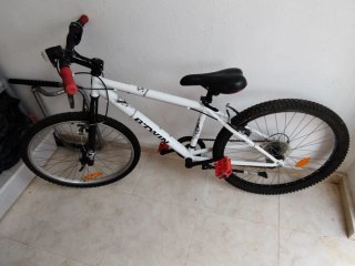 Bicicleta Butwin 24"Blanca Decathlon