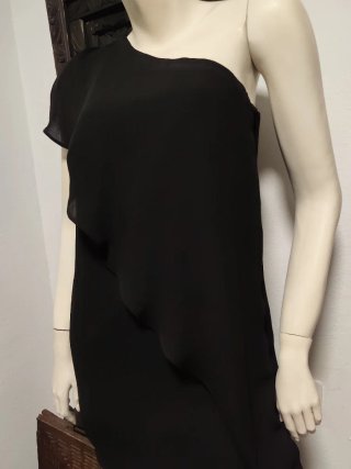 Vestido negro gasa volante talla única