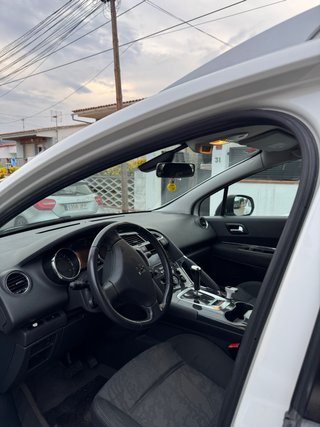 Peugeot 3008 2012