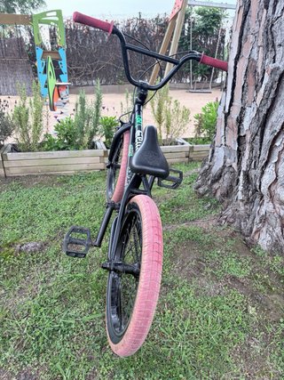 BMX Flybikes 20” custom ruedas rosas