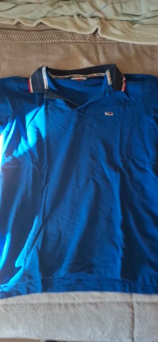 Polo azul