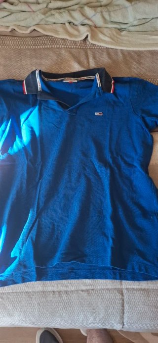 Polo azul