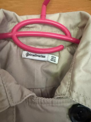 Trench Stradivarius Beige Talla S