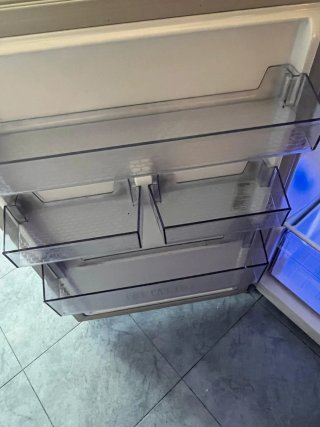 Nevera Beko tamaño medio