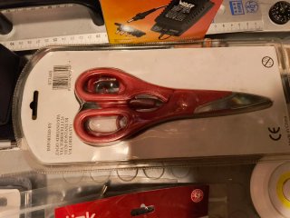 Forbici rosse in blister