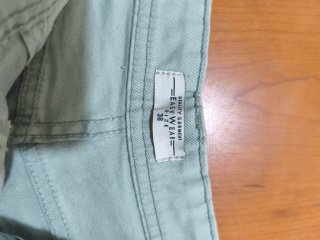 Pantalón corto verde claro