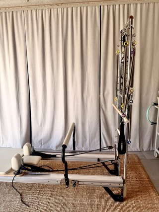 Reformer Cadillac Pilates con torre