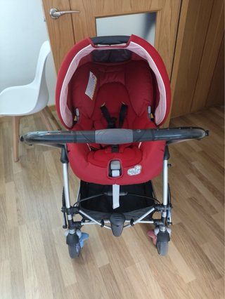 Carro Trío Bebé Confort Rojo