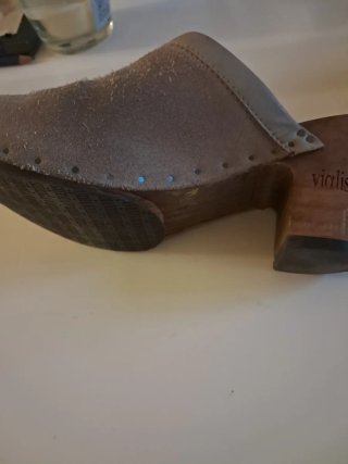 Zuecos beige/marrón ante