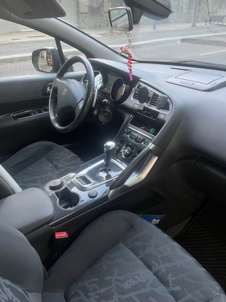 Peugeot 3008 2013