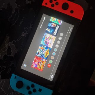 Nintendo Switch HAC-001 Azul y Rojo