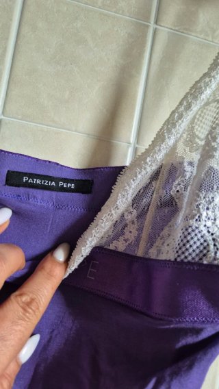 Top pizzo bianco e viola