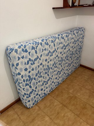 Colchón con estampado floral