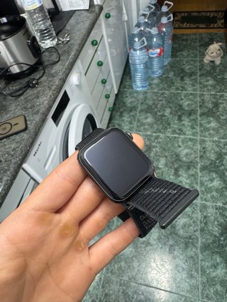 Apple Watch SE Space Gray
