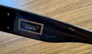 Occhiali da sole Versace Tribute
