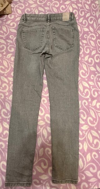 Pantalón vaquero Zara gris mujer Talla 34