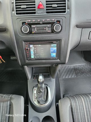 Volkswagen Touran 2011