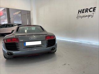 Audi R8 carbon edition