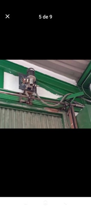 Puerta naves automáticay chapas galvanizada de tec