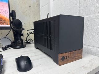PC Gaming RX 9060 XT 16GB 9600X 32GB RAM 1TB SSD