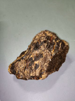 Piedra ámbar natural