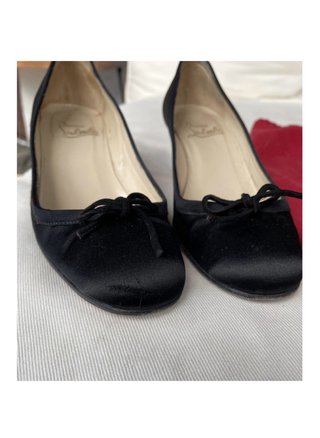 Zapatos Christian Louboutin Negros kitty heels
