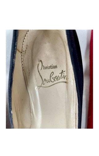 Zapatos Christian Louboutin Negros kitty heels