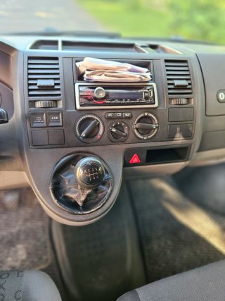 Volkswagen Transporter T5 2004
