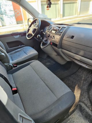 Volkswagen Transporter T5 2004