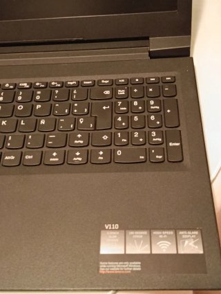 Ordenador portátil Lenovo V110 Negro
