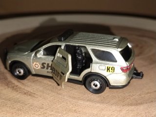 Dodge Durango K9 Matchbox 2018 Moving Parts.