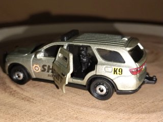 Dodge Durango K9 Matchbox 2018 Moving Parts.