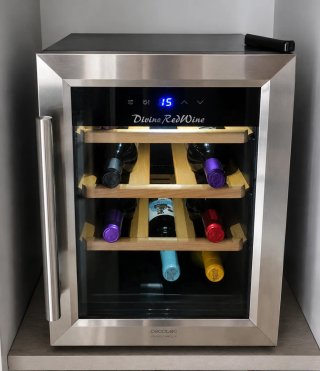 Vinoteca Cecotec Grand Sommelier 1200