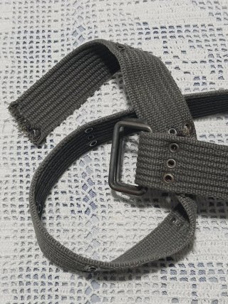 Cinturón gris