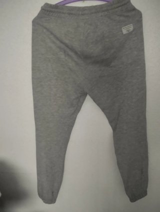 Lote de 4 pantalones deportivos hombre