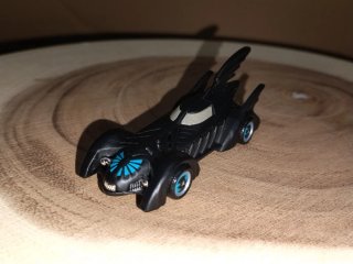 Hot Wheels Batman Forever Batmobile
