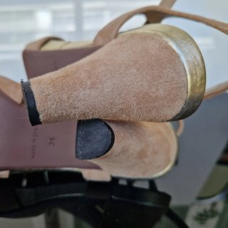 Sandalias Plumers 36 arena y dorado zapatos mujer