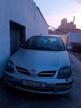 Nissan Almera 2003