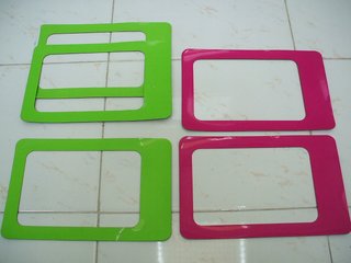 Calamite evidenzia post-it da frigo