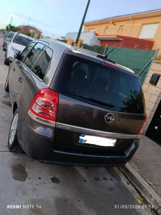 Opel Zafira 2011