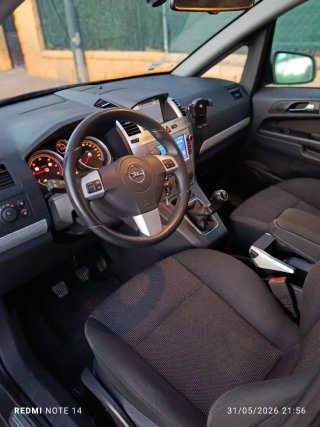 Opel Zafira 2011