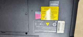 Ordenador portátil averiado Microstar Medion