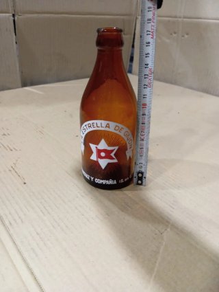 Bottiglie Antiche di Birra Estrella de Gijón più 9u