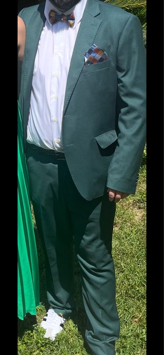 Traje verde talla grande